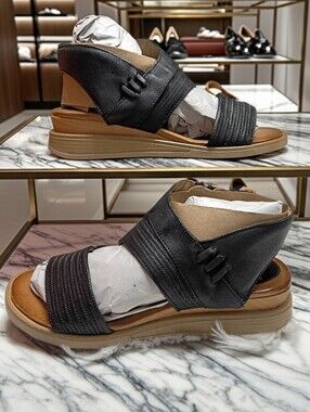 Miz Mooz New York City Leather Sandals Women's Sz 8 EU 38 $190